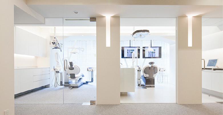 北浜駅から徒歩10秒　マウスピース矯正のできる歯科医院